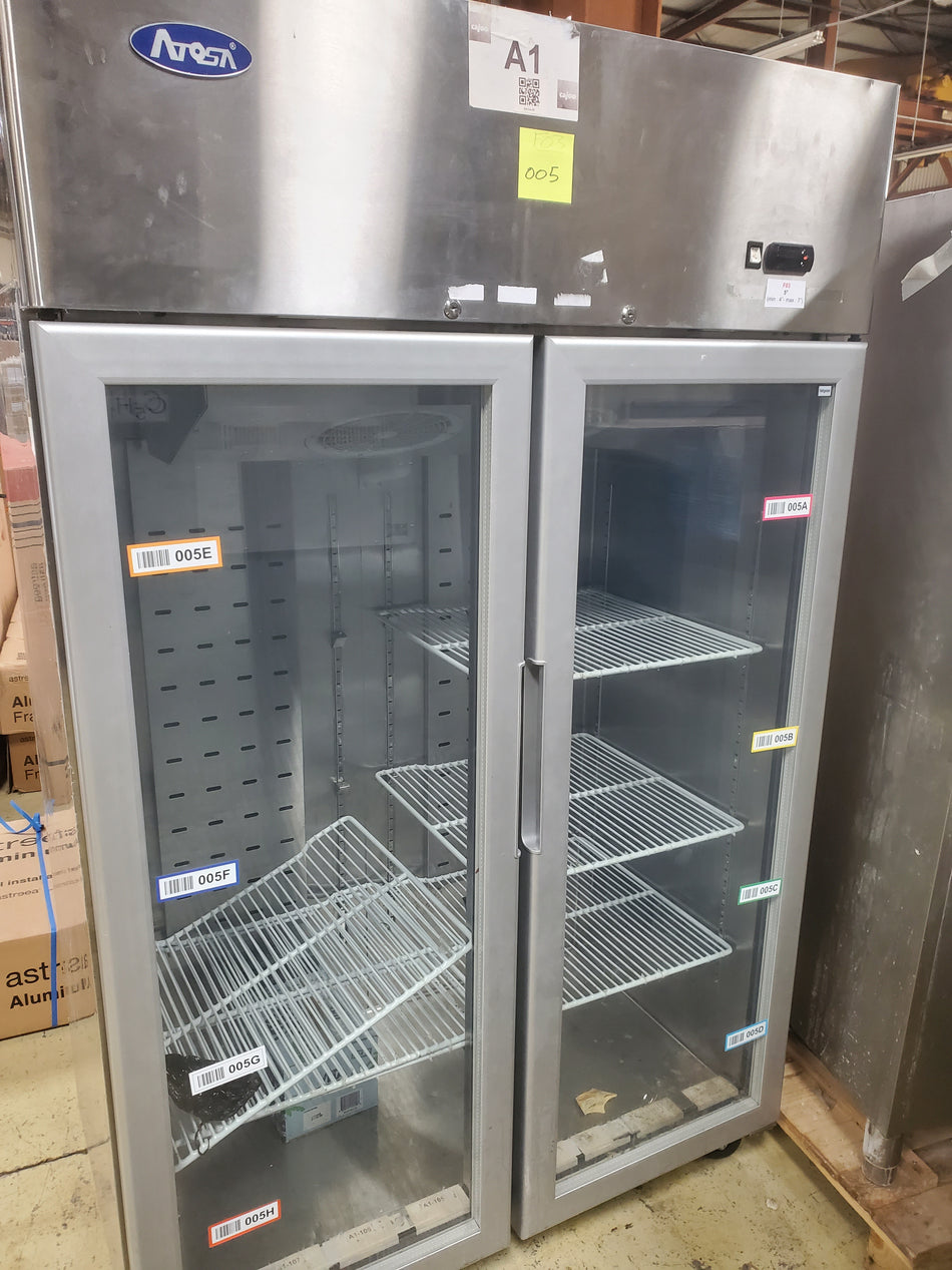2P Atosa positiver Kühlschrank – YCF9402GR generalüberholt